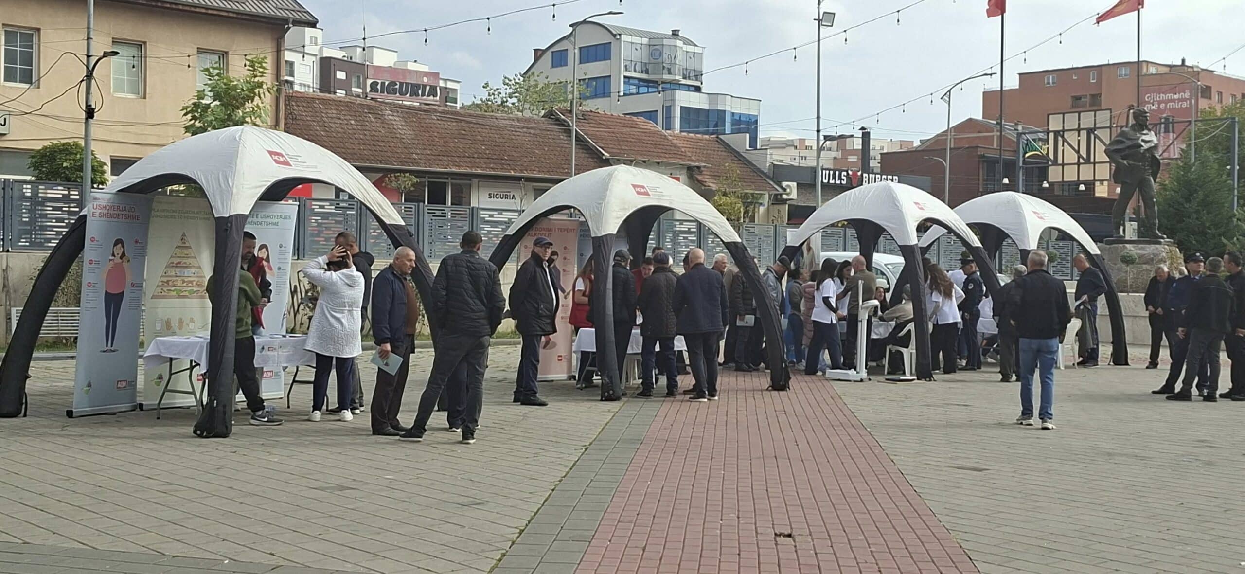 Në Ferizaj po mbahet Karvani Shëndetësor “PërSHËNDETje” në kuadër të projektit AQH