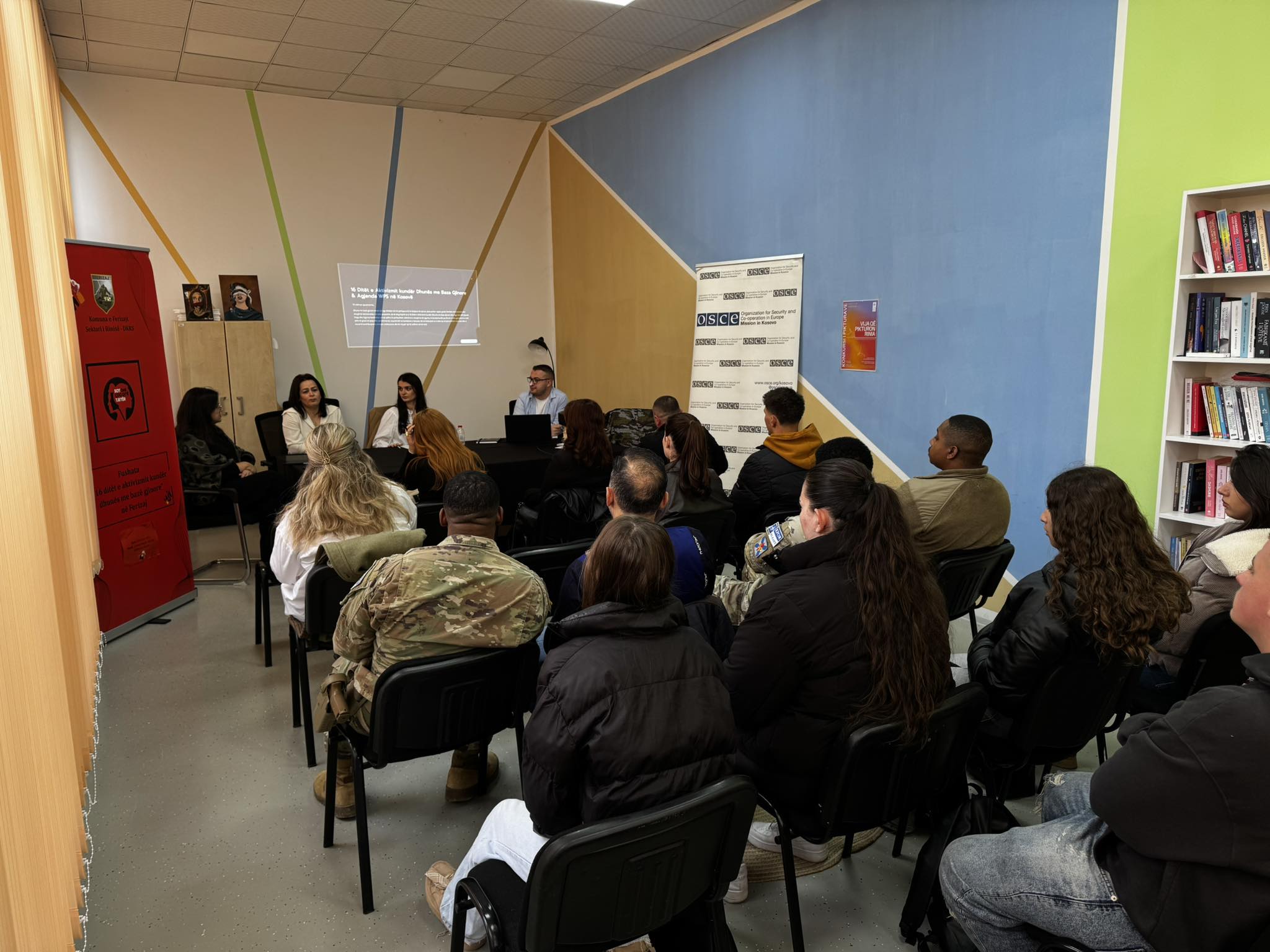 Ferizaj angazhon të rinjtë në panel ndërgjegjësues kundër dhunës me bazë gjinore në kuadër të fushatës ‘16 Ditët e Aktivizmit’
