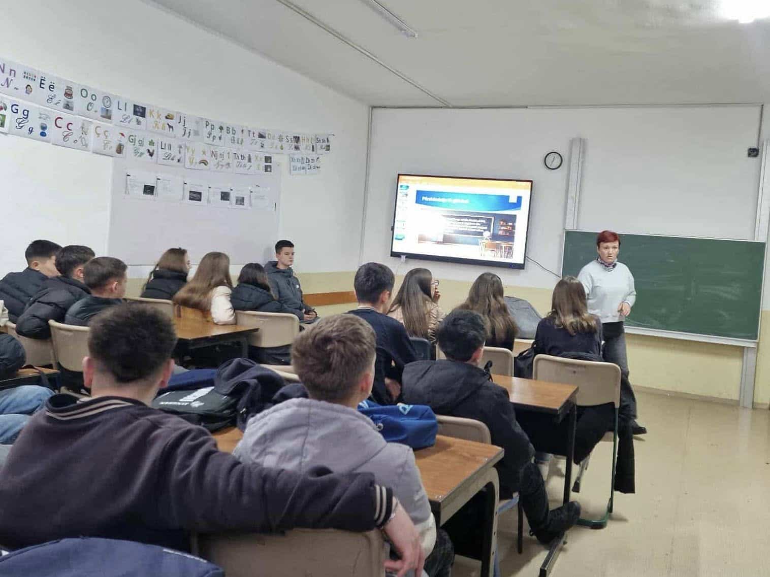 Dita Ndërkombëtare e Vullnetarizmit shënohet me aktivitet informues në Fshatin e Vjetër